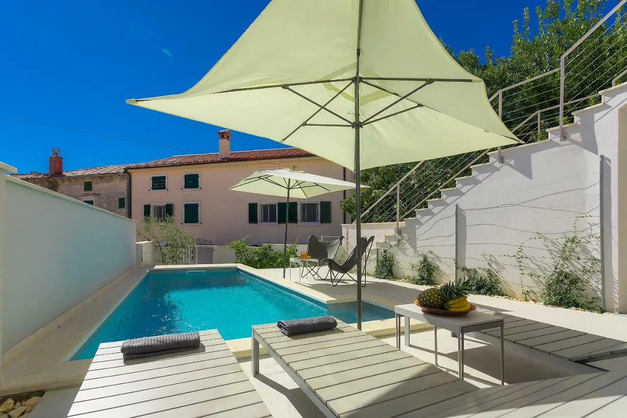 Casa Mia Apartments Premantura